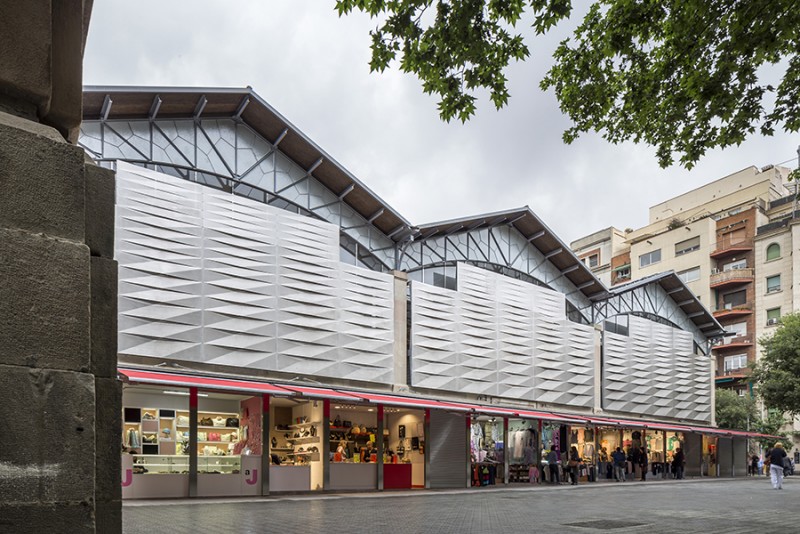 Le Marché Du Ninot A Ouvert Ses Portes à Barcelone