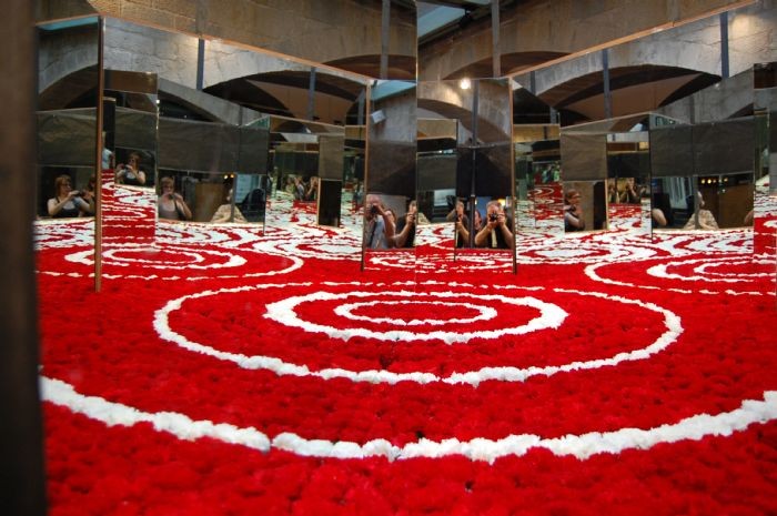 GARCIA FAURA Col·labora Amb L’exposició “Girona, Temps De Flors”