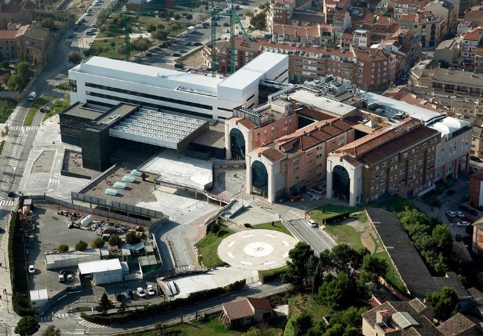 GARCIA FAURA Closures In The New Hospital Of Manresa