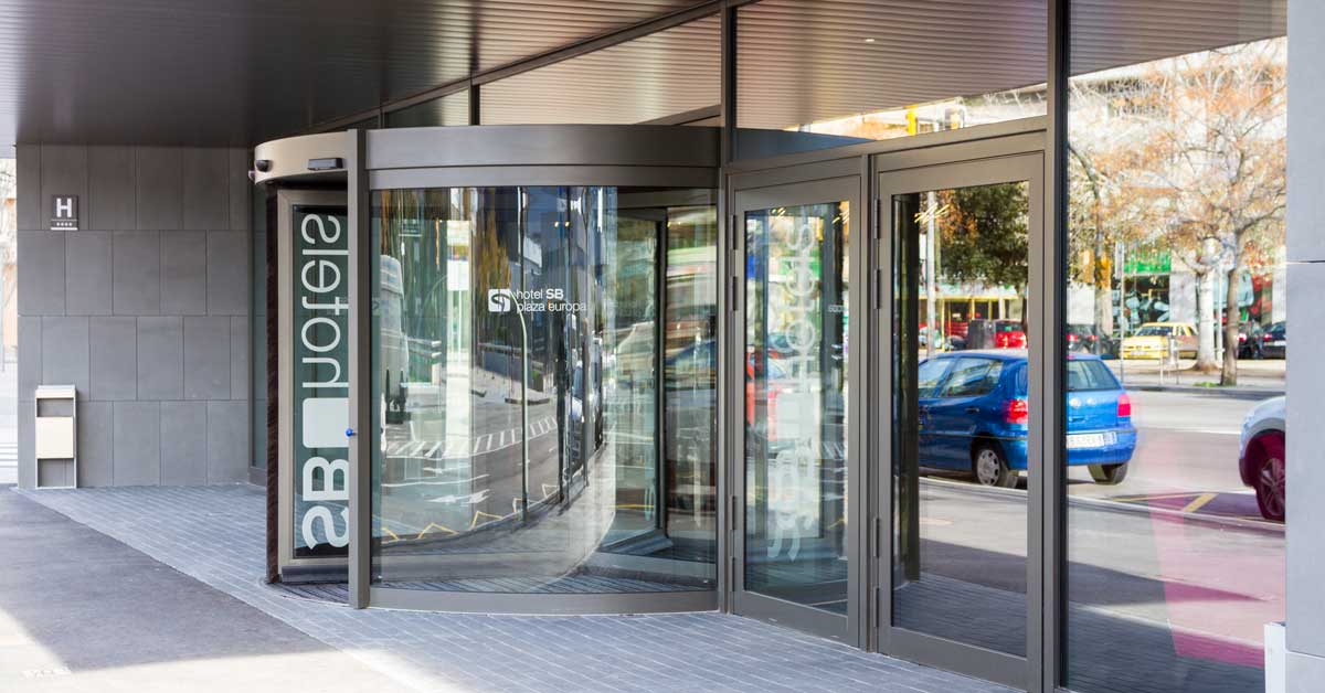 Cerramientos En Aluminio Y Vidrio Del Nuevo Equipamiento Del Grupo SB Hotels En L'Hospitalet