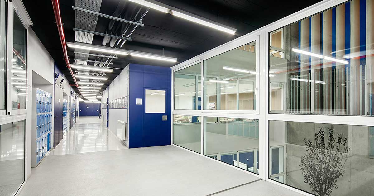 Cerramientos De Aluminio Del Nuevo Centro Educativo De Sant Vicenç De Montalt