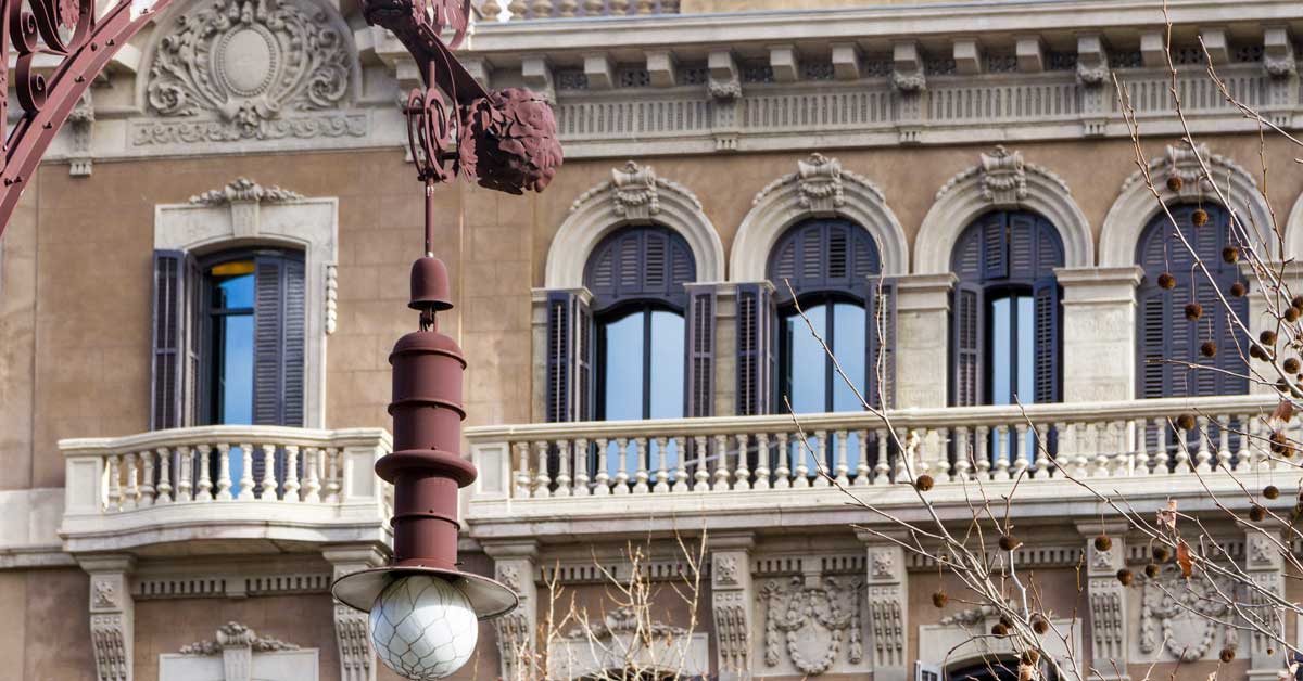 Rehabilitación De Edificio Histórico De Barcelona Para Convertirlo En Hotel