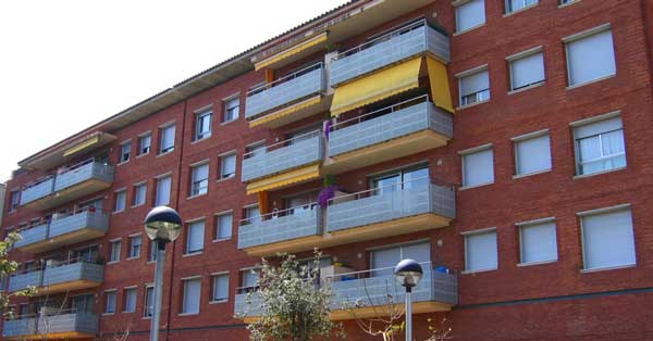 Fabricación E Instalación De Cerramientos En Viviendas Unifamiliares En Sant Feliu De Llobregat