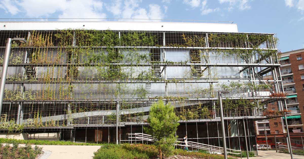 Turó De La Peira Sports Center: Mapei 2019 Award For Sustainable Architecture